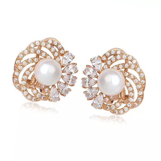 Luxury Pearl Stud Earring