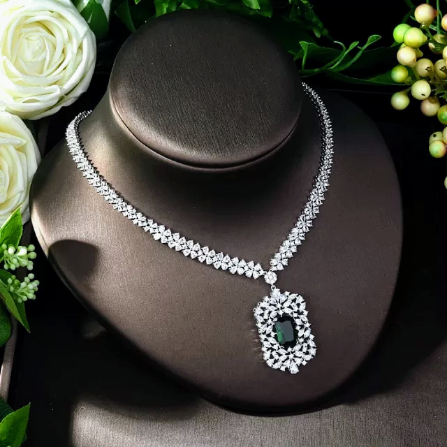 Elegant White Stone Necklace with Emerald