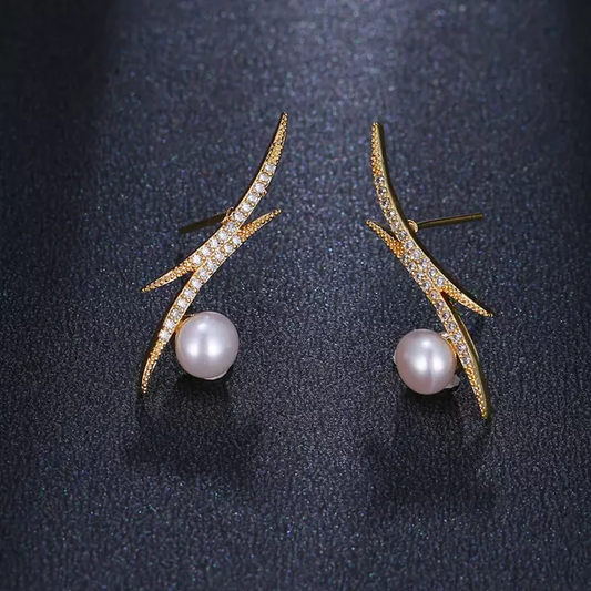 Stylish Gold Earring with Pearl