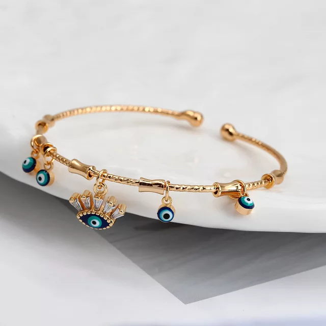 Buy AJS Fashion Platinum Plated Austrian Crystal Stylish Bracelet for Women  and Girls Online at Best Prices in India - JioMart.