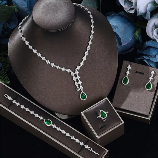 Beautiful Silver Necklace Set