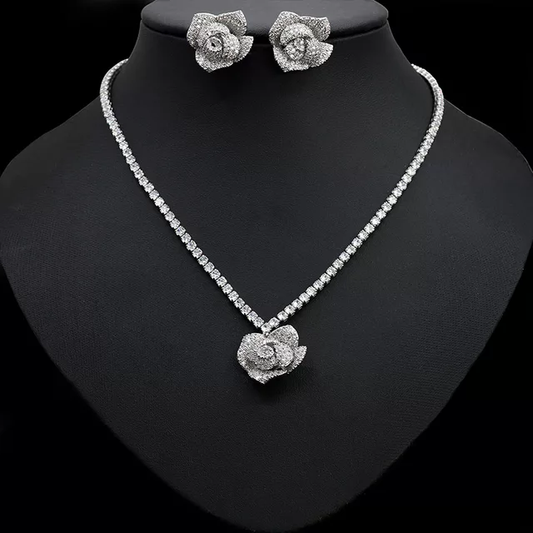 Stunning Rose Necklace Set