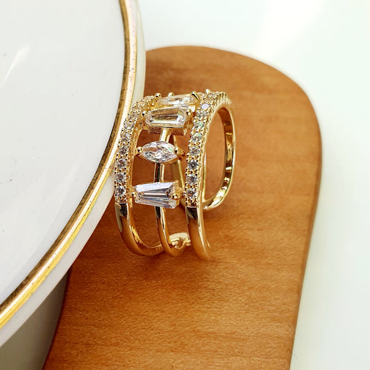 Pretty Gold Crystal Ring