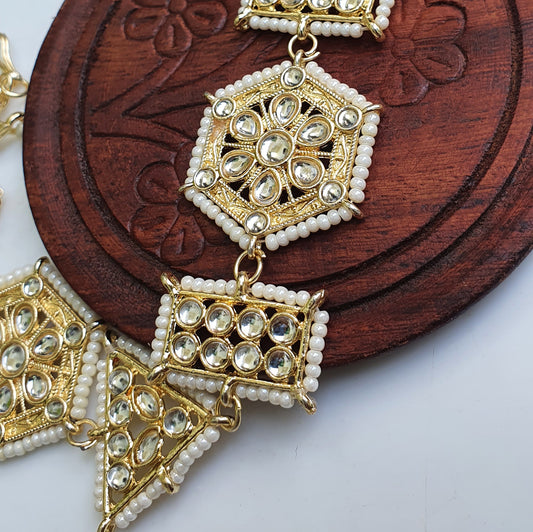 Elegant Kundan Shishful