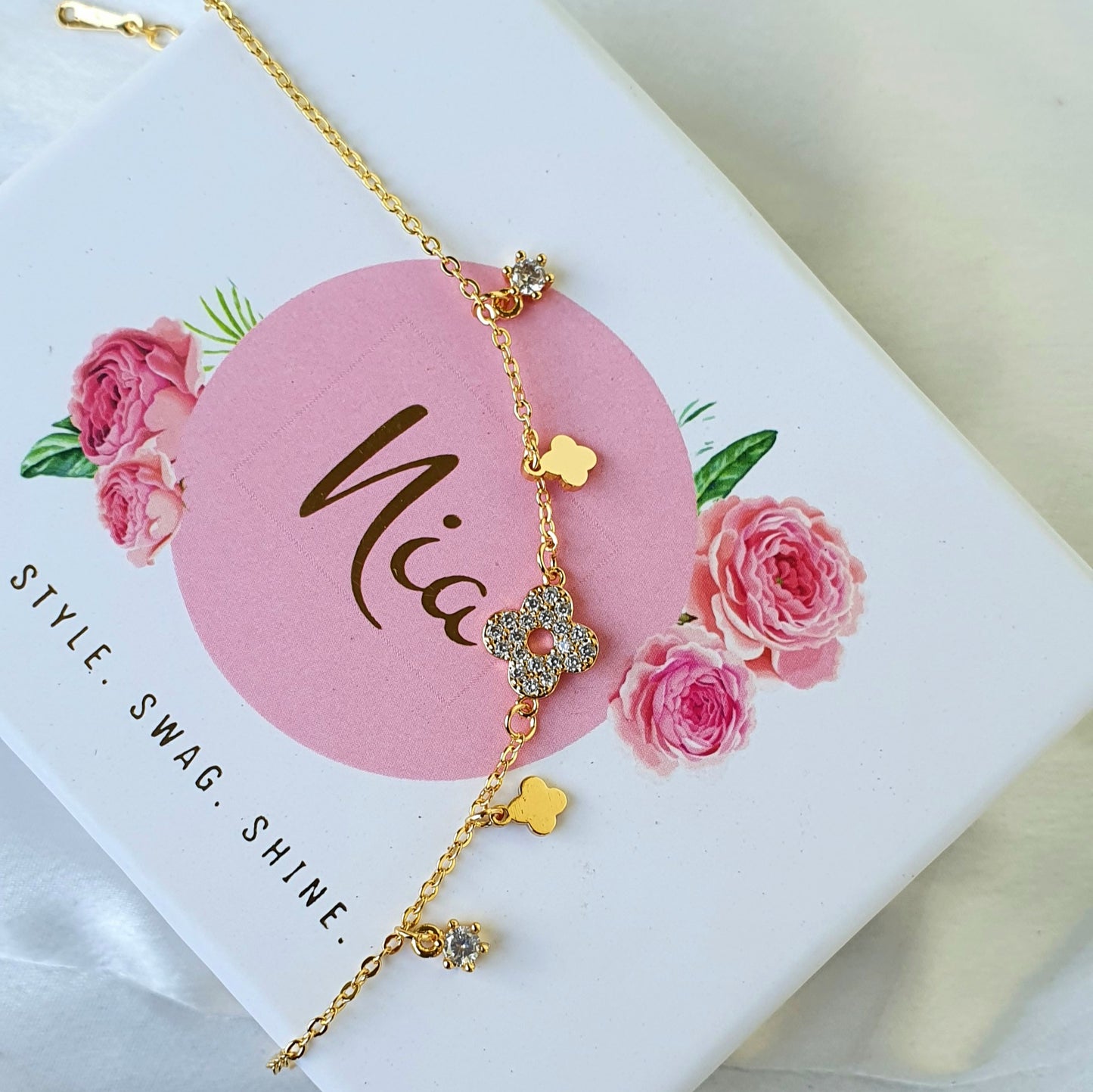 Elegant Gold Flower Bracelet