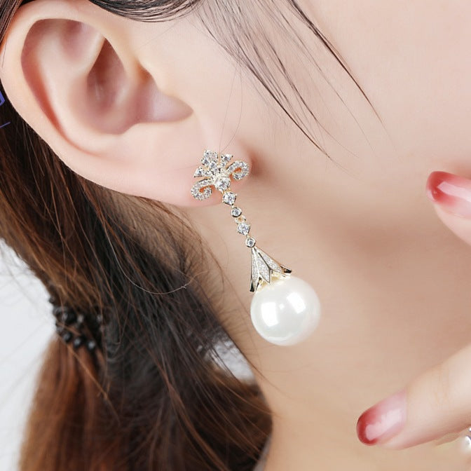 Elegant Pearl Drop Earring