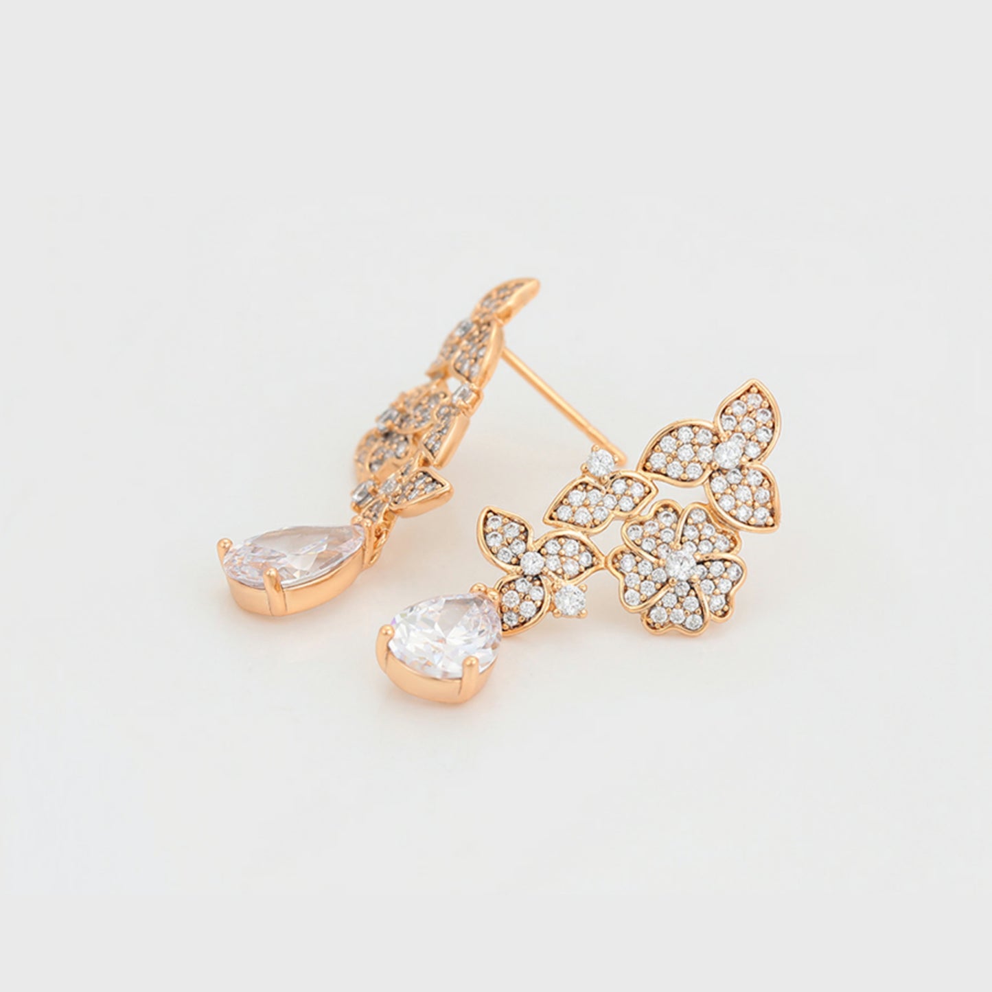 Pretty Gold Floral Earring