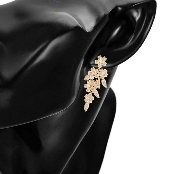 Beautiful Gold Floral Earring